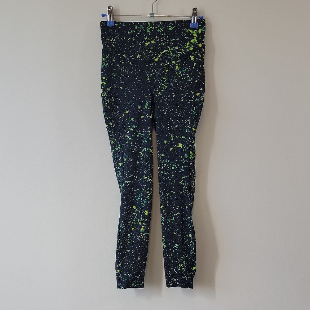 Lululemon Base Pace High-Rise Running Tight 25"

Sparks Fly Multi